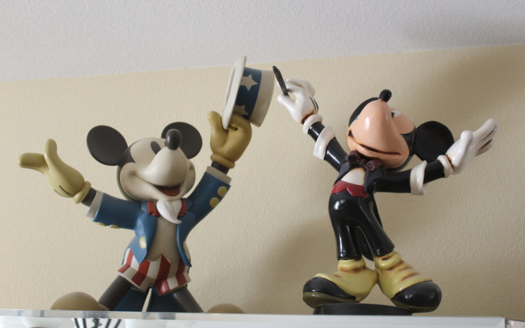 Come to our ‘We Love Mickey Mouse’ sale this weekend!