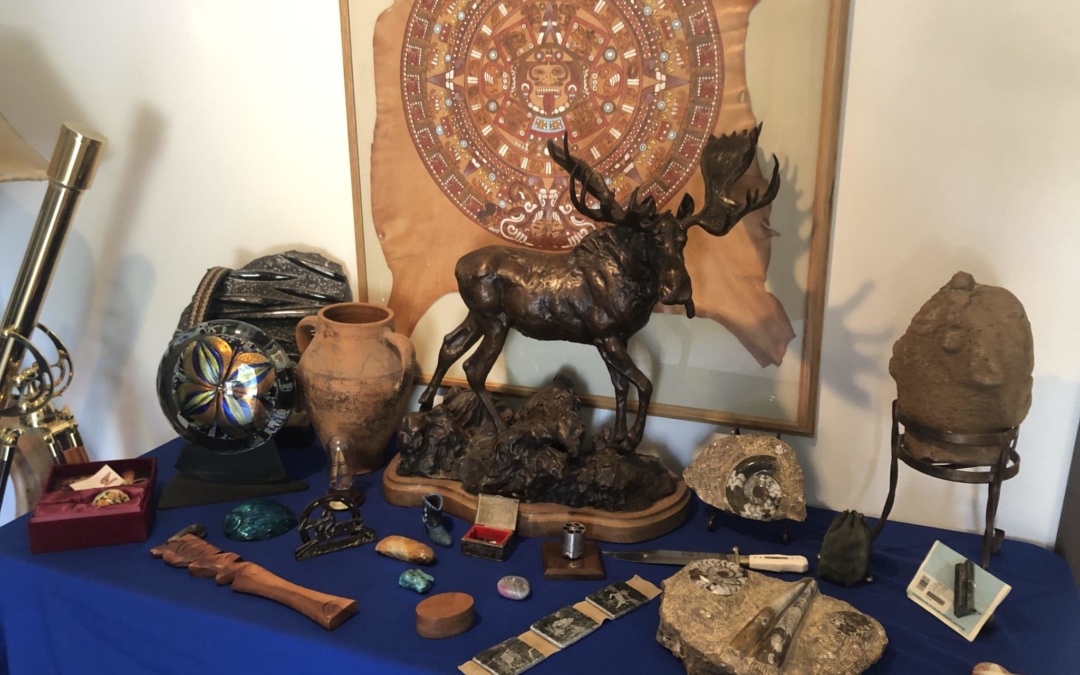 Come to our Sunny High End Treasures sale this weekend!