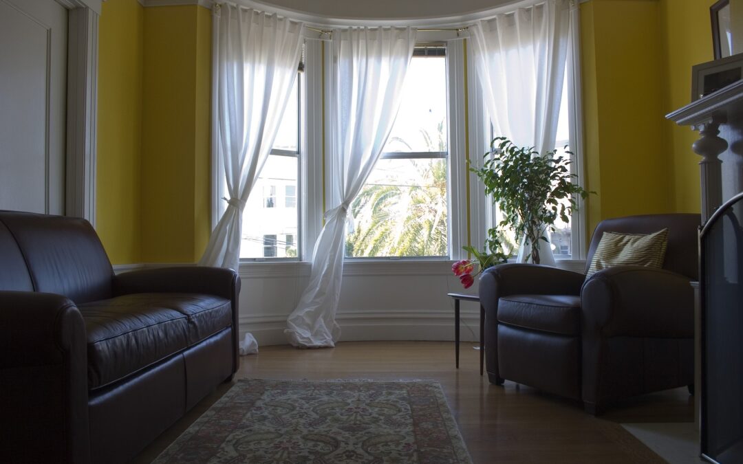 Estate Sales vs. Auctions: Which Option Maximizes Your Sales? – A Guide from Sunny Transitions in Las Vegas