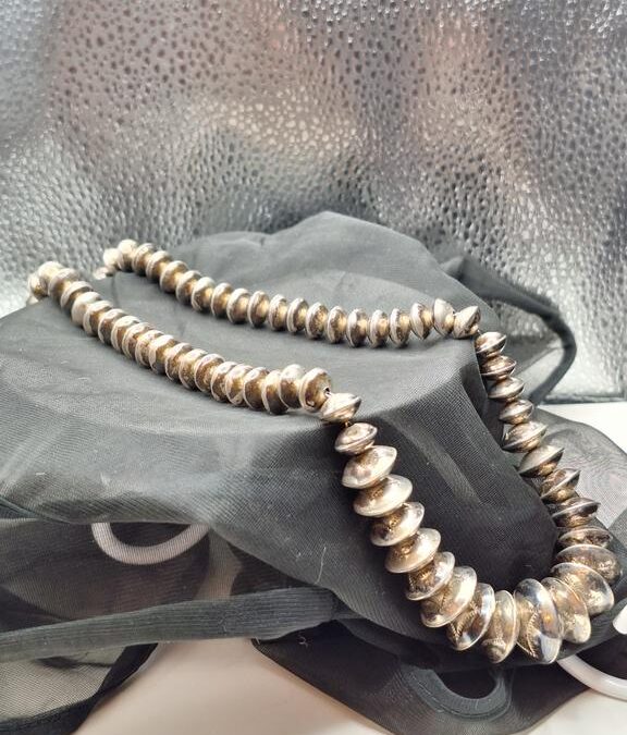 Lladro Crystal Vintage Auction by Sunny Transitions