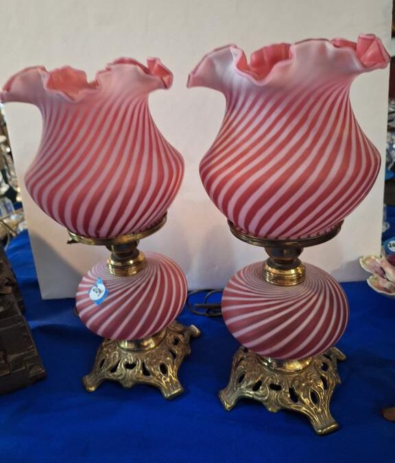 Las Vegas Estate Auction: Vintage Lamps & Decor 700+