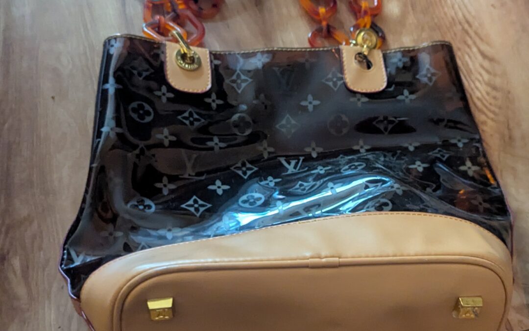 Asian Decor Estate Auction Features Jewelry & Luxury Finds