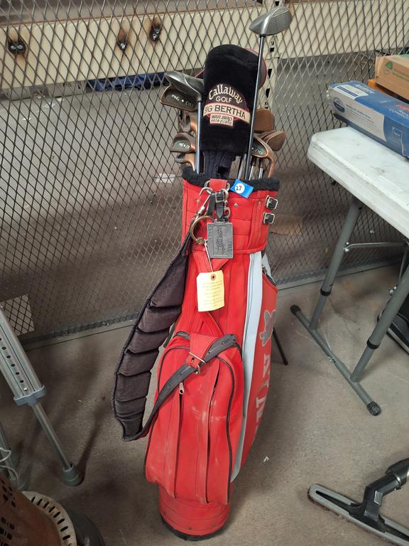 Callaway Big Bertha golf clubs in golf bag at online estate auction